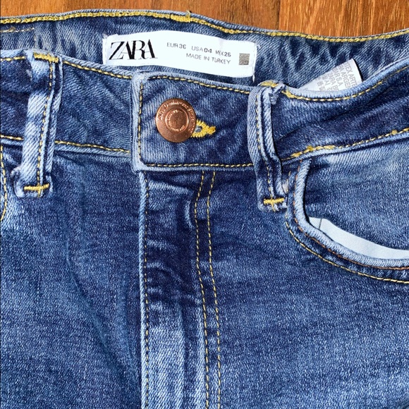 Zara High Rise Jeans - Picture 4 of 7